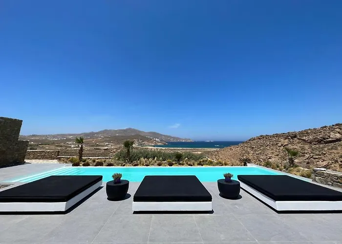 Black And White Villas Ftelia - Mykonos