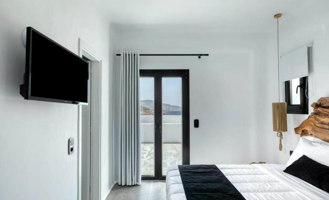 Black And White Ftelia - Mykonos Mykonos Town
