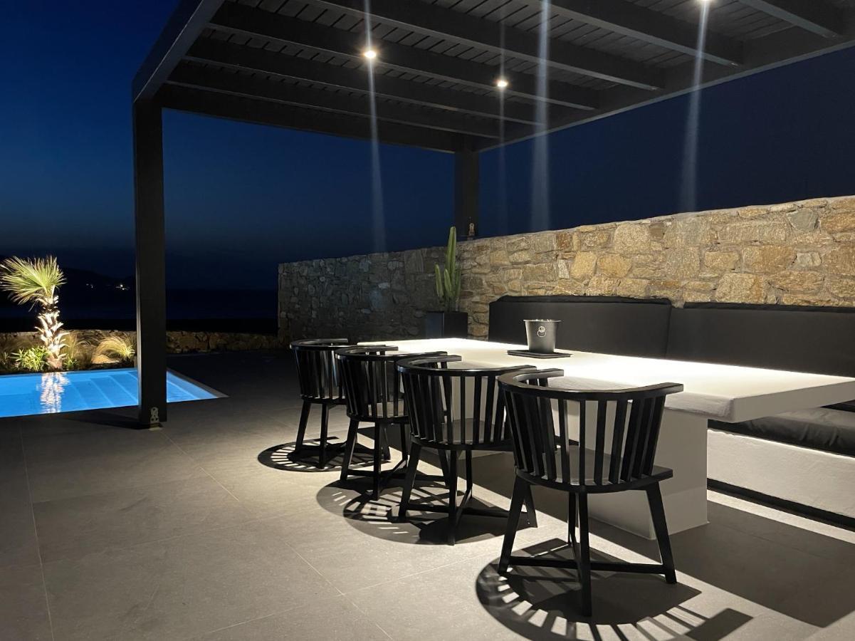 Black And White Ftelia - Mykonos Villa Mykonos Town